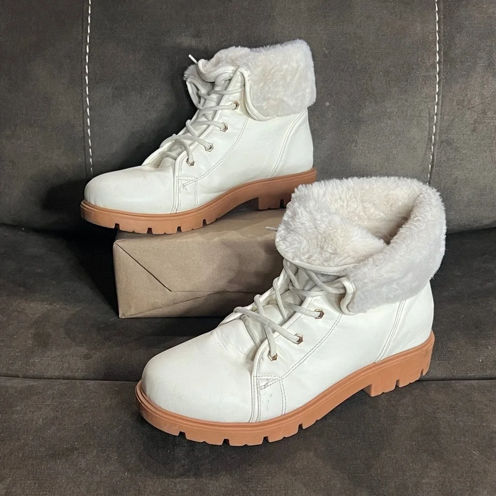Fabkids Girls Winter Boots Faux Fur Lined Lace Up Fold Over‎ Size 7 Youth Cream